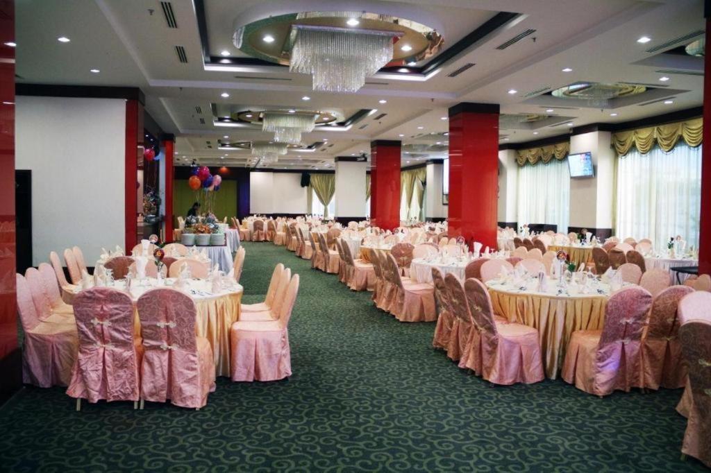 Hotel Aifa Labuan Exterior photo