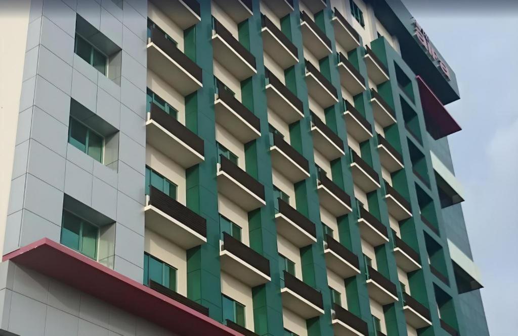 Hotel Aifa Labuan Exterior photo